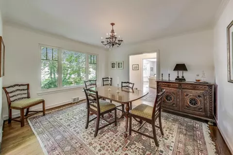 1295 Sunview Ln, Winnetka, IL 60093 photo 9