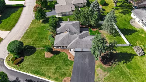 12900 S Seneca Rd, Palos Heights, IL 60463