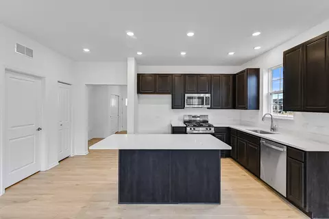 Kitchen - 14905 S Mccarthy Cir, Plainfield, IL 60544 photo 1 of 1