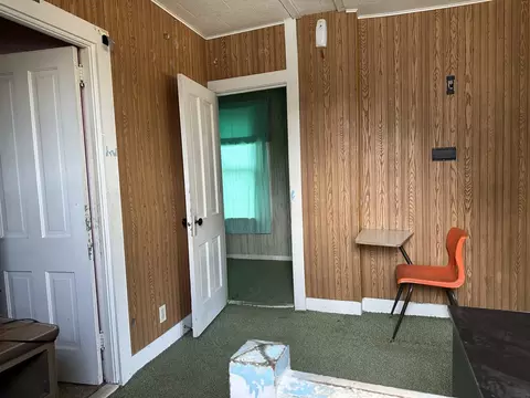 Bedroom - 705 W Wall St, Morrison, IL 61270 photo 2 of 6