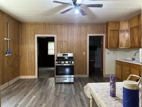 Other - 705 W Wall St, Morrison, IL 61270 photo 2 of 2