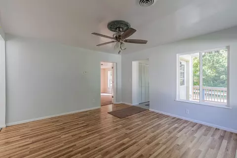 Living - 519 E Dakota St, Spring Valley, IL 61362 photo 3 of 3