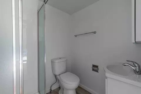 Bath - 519 E Dakota St, Spring Valley, IL 61362 photo 1 of 2