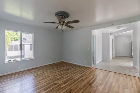 Living - 519 E Dakota St, Spring Valley, IL 61362 photo 1 of 3