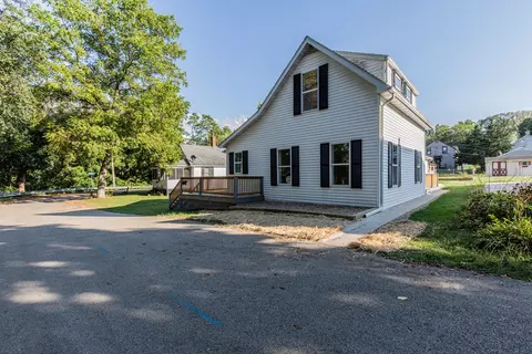 Exterior - 519 E Dakota St, Spring Valley, IL 61362 photo 1 of 4