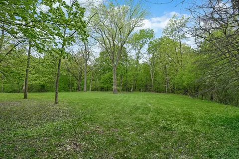 Exterior - 3500 Spring Rd, Oak Brook, IL 60523 photo 4 of 7