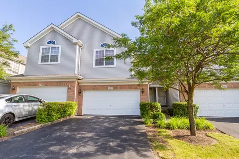 357 Lucille Ln, Schaumburg, IL 60194