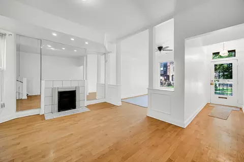 Living - 4743 S Champlain Ave, Chicago, IL 60615 photo 4 of 4
