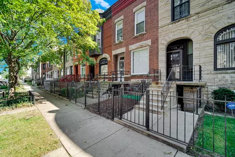 Exterior - 4743 S Champlain Ave, Chicago, IL 60615 photo 3 of 5