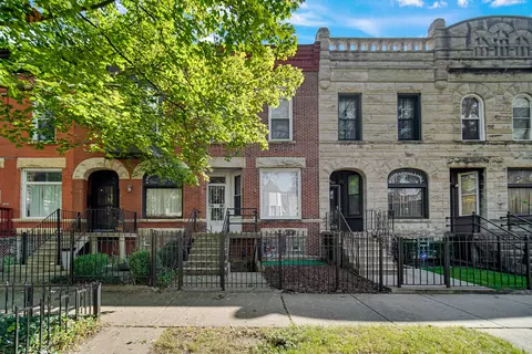 4743 S Champlain Ave, Chicago, IL 60615