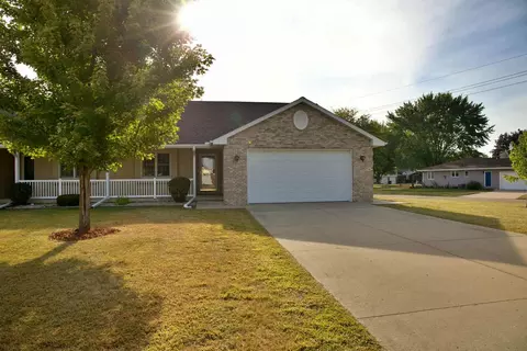 2302 20th Ave #A, Sterling, IL 61081