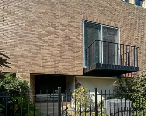 5616 S Harper Ave, Chicago, IL 60637