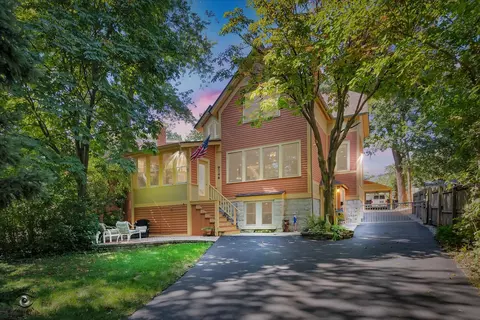 9746 S Prospect Ave, Chicago, IL 60643