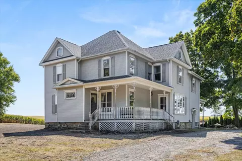 954 N 2401st Rd, Ottawa, IL 61350
