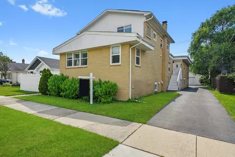 4322 Amelia Ave, Lyons, IL 60534