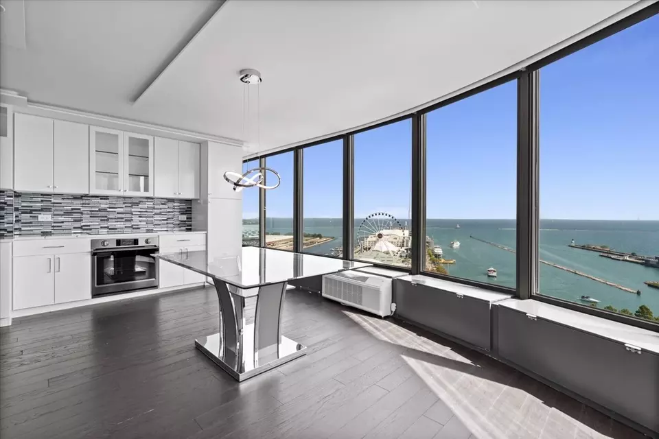 Kitchen - 505 N Lake Shore Dr #2010-2011, Chicago, IL 60611 photo 2 of 2