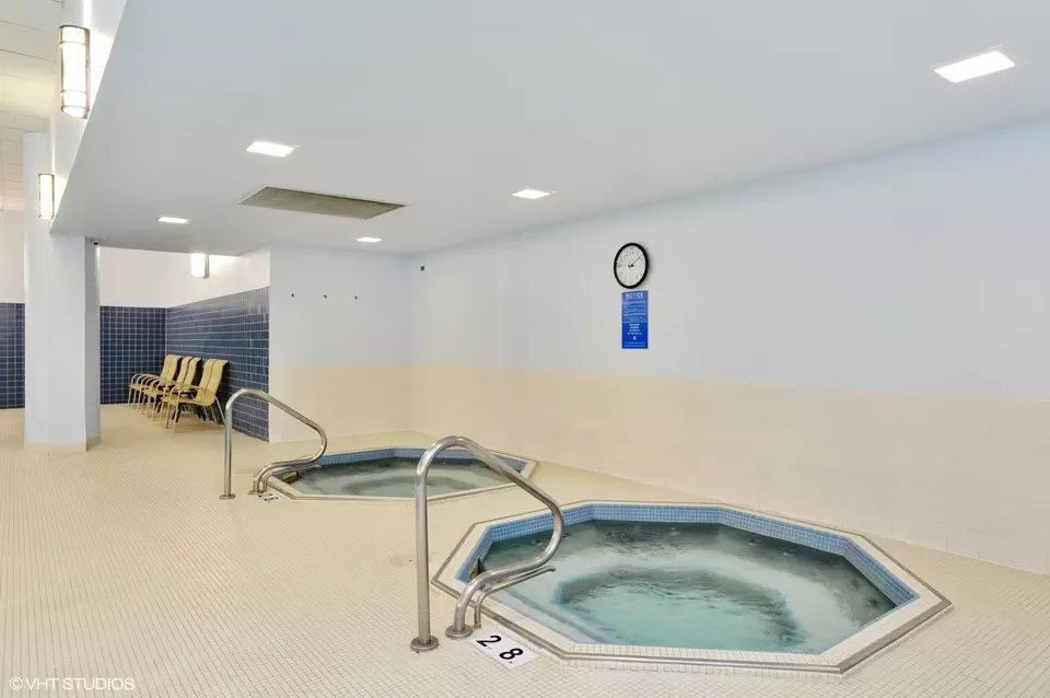 Exterior - 505 N Lake Shore Dr #2010-2011, Chicago, IL 60611 photo 2 of 4
