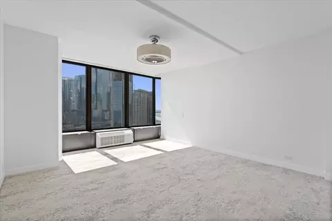 Bedroom - 505 N Lake Shore Dr #2010-2011, Chicago, IL 60611 photo 1 of 3