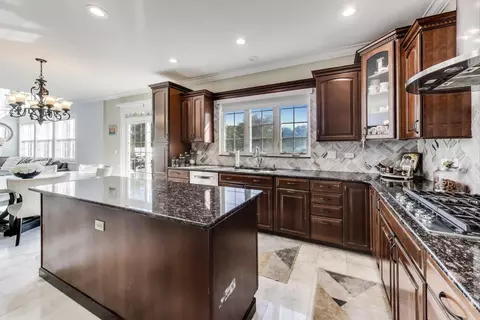 Kitchen - 5205 Notting Hill Rd, Gurnee, IL 60031 photo 2 of 3