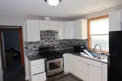 Kitchen - 8638 Central Ave, Burbank, IL 60459 photo 2 of 2