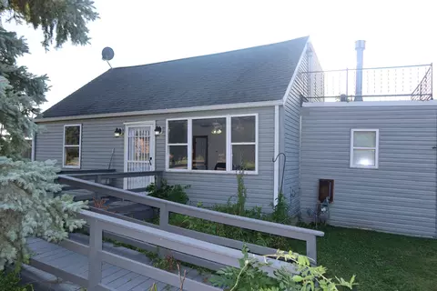 8638 Central Ave, Burbank, IL 60459