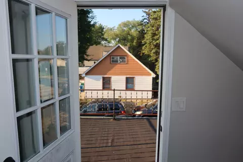 Entry Way - 8638 Central Ave, Burbank, IL 60459 photo 1 of 1