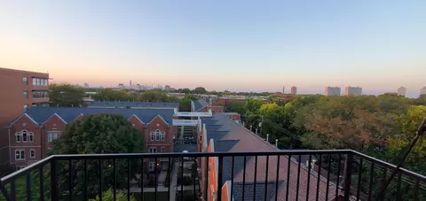 Exterior - 1000 E 53rd St #511, Chicago, IL 60615 photo 2 of 5