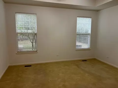 Bedroom - 2875 Normandy Cir, Naperville, IL 60564 photo 3 of 4