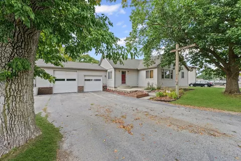 309 N Watson, Tolono, IL 61880