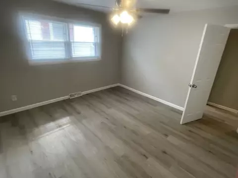 Bedroom - 545 S May Ave, Kankakee, IL 60901 photo 1 of 2