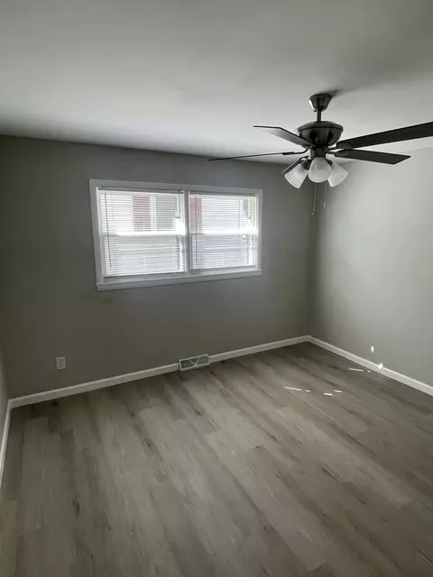 Bedroom - 545 S May Ave, Kankakee, IL 60901 photo 2 of 2