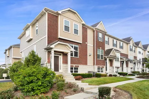1108 Evergreen Ave, Des Plaines, IL 60016