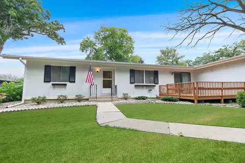 Other - 915 Royal Dr #2, Mchenry, IL 60050 photo 1 of 2