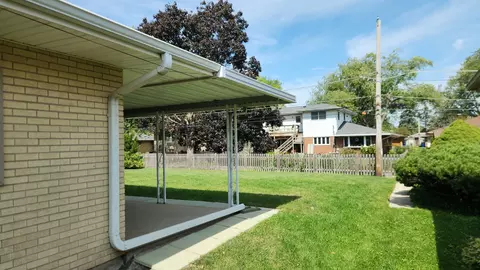 Other - 720 Ambleside Rd, Des Plaines, IL 60016 photo 1 of 11