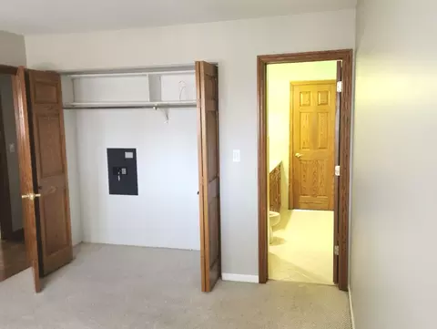 Other - 720 Ambleside Rd, Des Plaines, IL 60016 photo 5 of 11