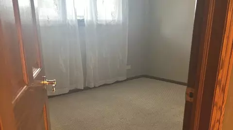Bedroom - 720 Ambleside Rd, Des Plaines, IL 60016 photo 1 of 5