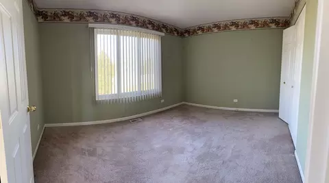 Bedroom - Undisclosed, Elgin, IL 60123 photo 3 of 6