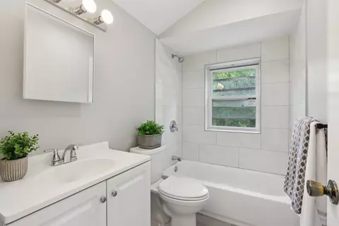 Bath - 2129 E 97th St, Chicago, IL 60617 photo 1 of 1