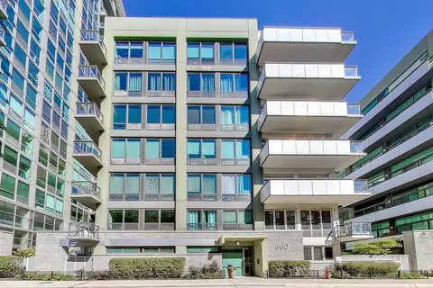 660 W Wayman St #705B, Chicago, IL 60661