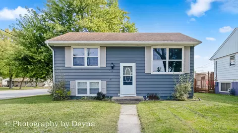 296 N Jackson Ave, Bradley, IL 60915