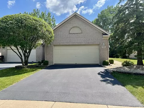 7727 Bristol Park Dr #7727, Tinley Park, IL 60477