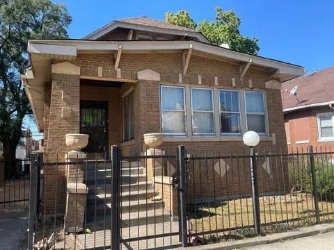 7936 S Laflin St, Chicago, IL 60620