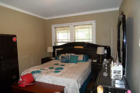 Bedroom - 636 Bangs St, Aurora, IL 60505 photo 1 of 4