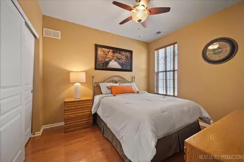 Bedroom - 2802 Edgewater Dr, Elgin, IL 60124 photo 3 of 3