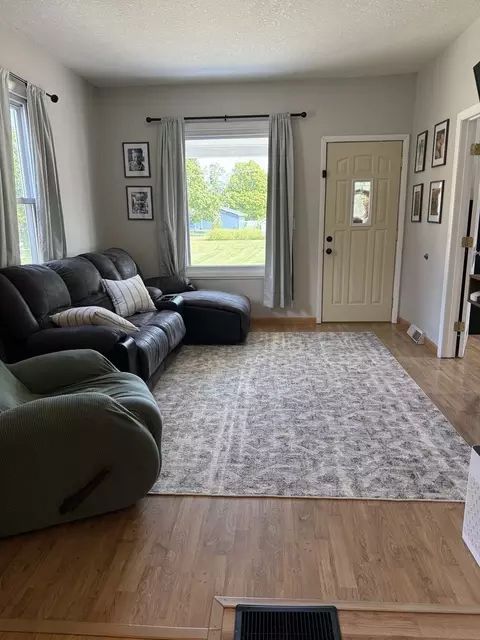 Living - 106 N Ava St, Mark, IL 61340 photo 3 of 4