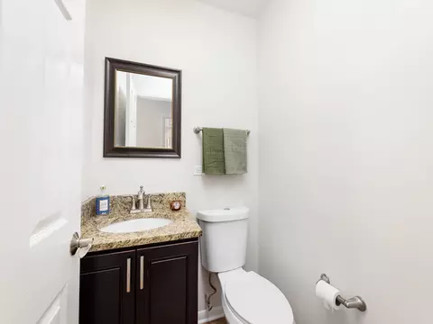 Bath - 358 E Saint Charles Rd, Elmhurst, IL 60126 photo 1 of 4
