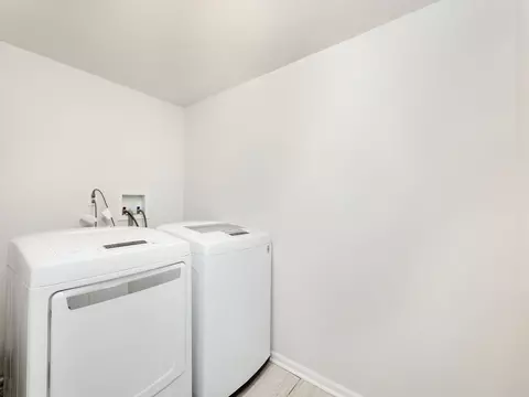 Other - 358 E Saint Charles Rd, Elmhurst, IL 60126 photo 4 of 6
