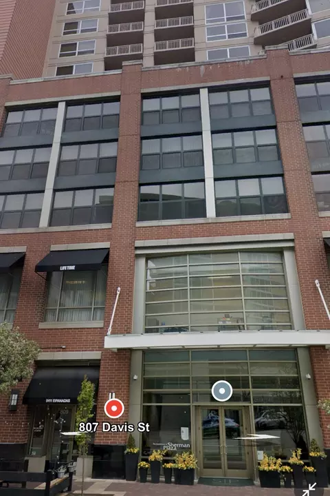 807 Davis St #1308, Evanston, IL 60201