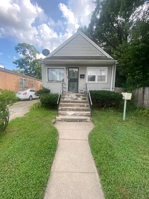 61 W 125th St, Chicago, IL 60628