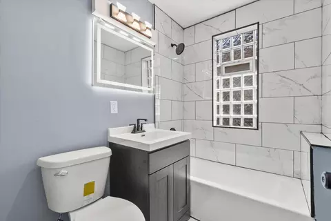 Bath - 2620 E 91st St, Chicago, IL 60617 photo 1 of 2